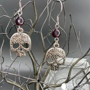 Silver Skull Dangle Earrings